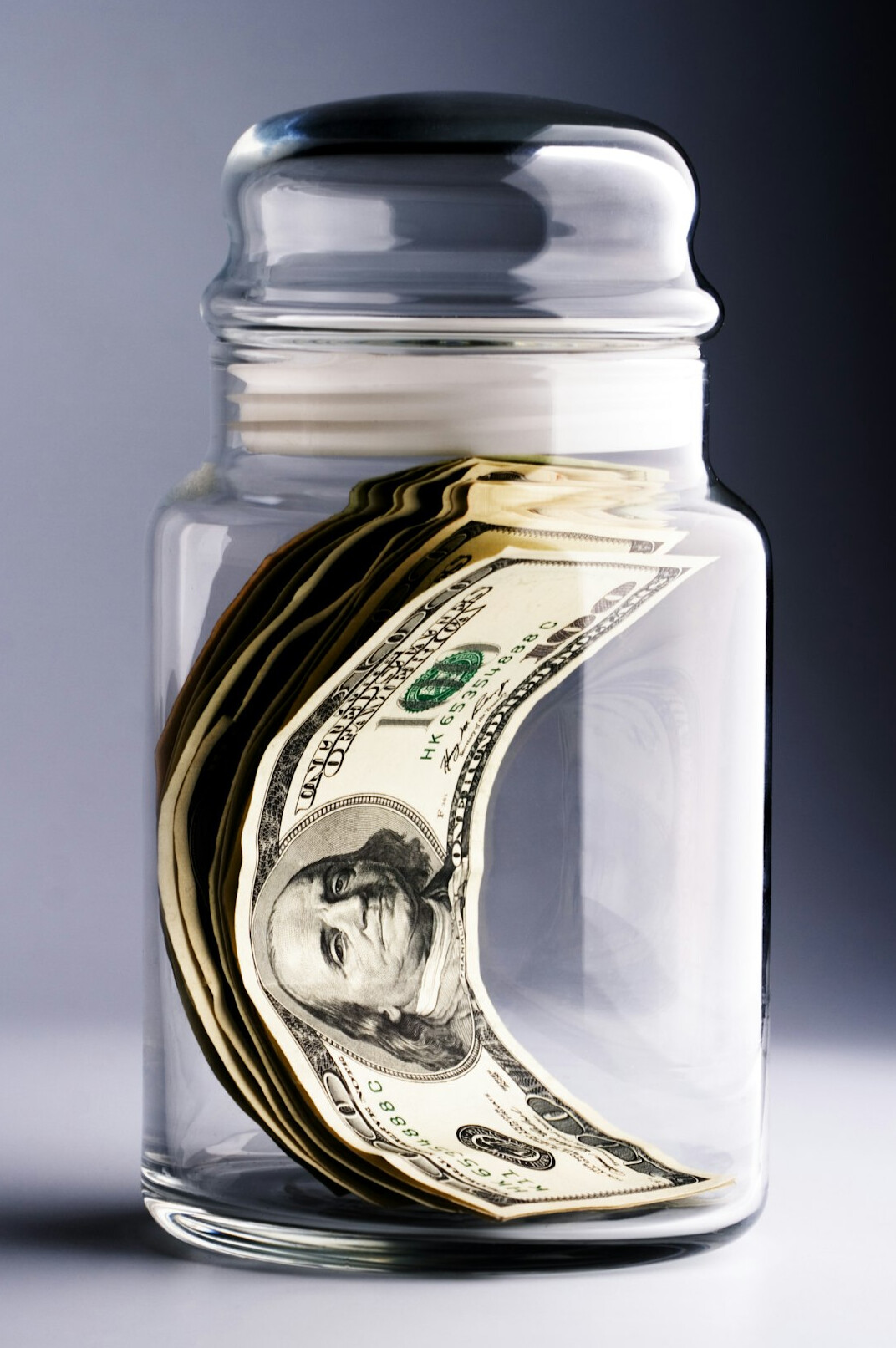 saving money jar